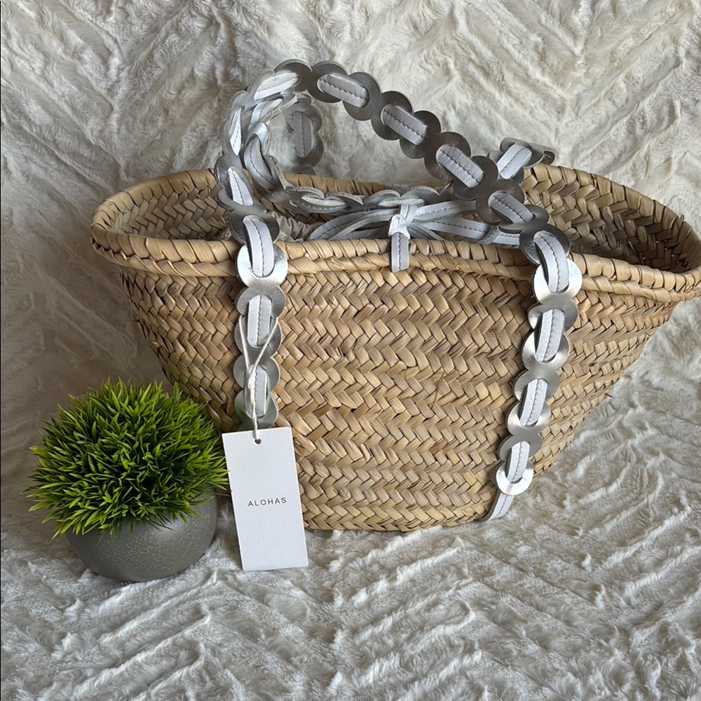 Alohas Tan and Silver Woven Tote Bag with Structured Design